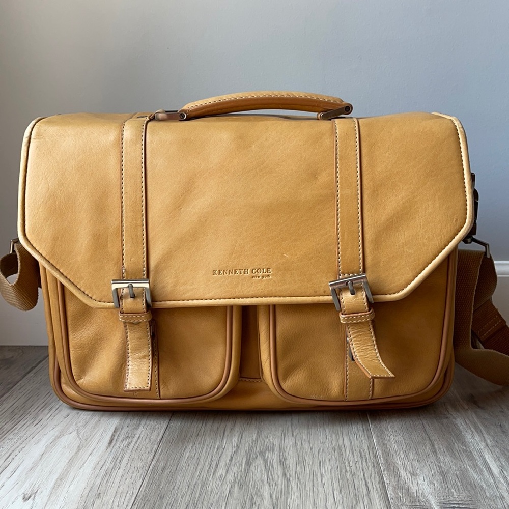 Kenneth Cole Camel Leather Messenger Bag